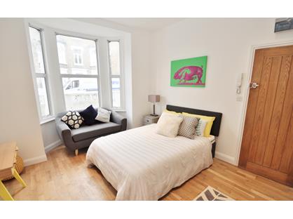 Room in a Shared House, Room 1 65 Macfarlane Road, W12