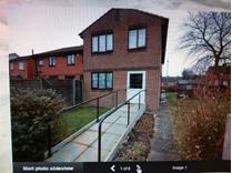 2 Bed Flat, Taylor Hall Lane, WF14
