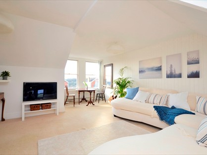 2 bed flat/apartment for rent in 2 Bed Flat, Newbridge Hill, BA1