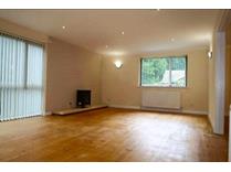 4 Bed Bungalow, Lucknow Court, NG3