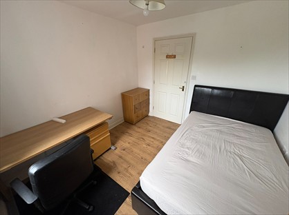Room in a Shared Flat, Albatross Close, E6