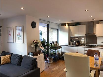 1 Bed Flat, Watsons Street, SE8