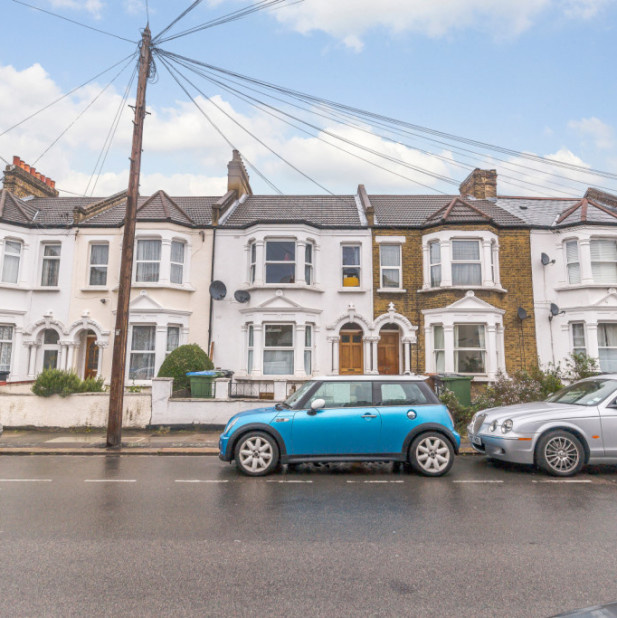 London 2 Bed Flat, Catford, SE6 To Rent Now for £1,750.00 p/m