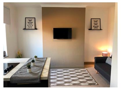 Room in a Shared House, Broad Lane, HD5