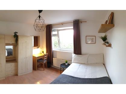 Room in a Shared House, Fowler House, SW8