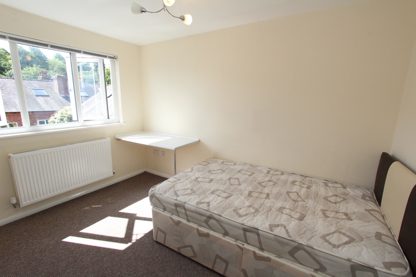 Additional image 3 of 4 Bed Terraced House, Pomona Street, S11, N1 7GU