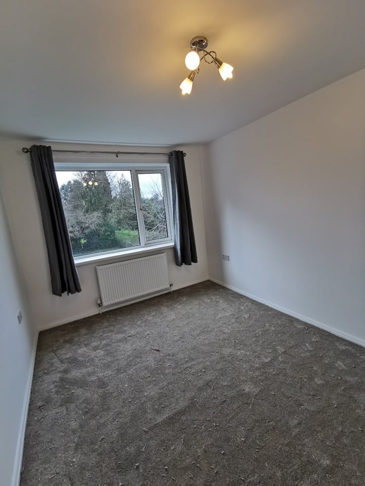 2 Bed Flat, Sherbourne Road, B27 photo 2