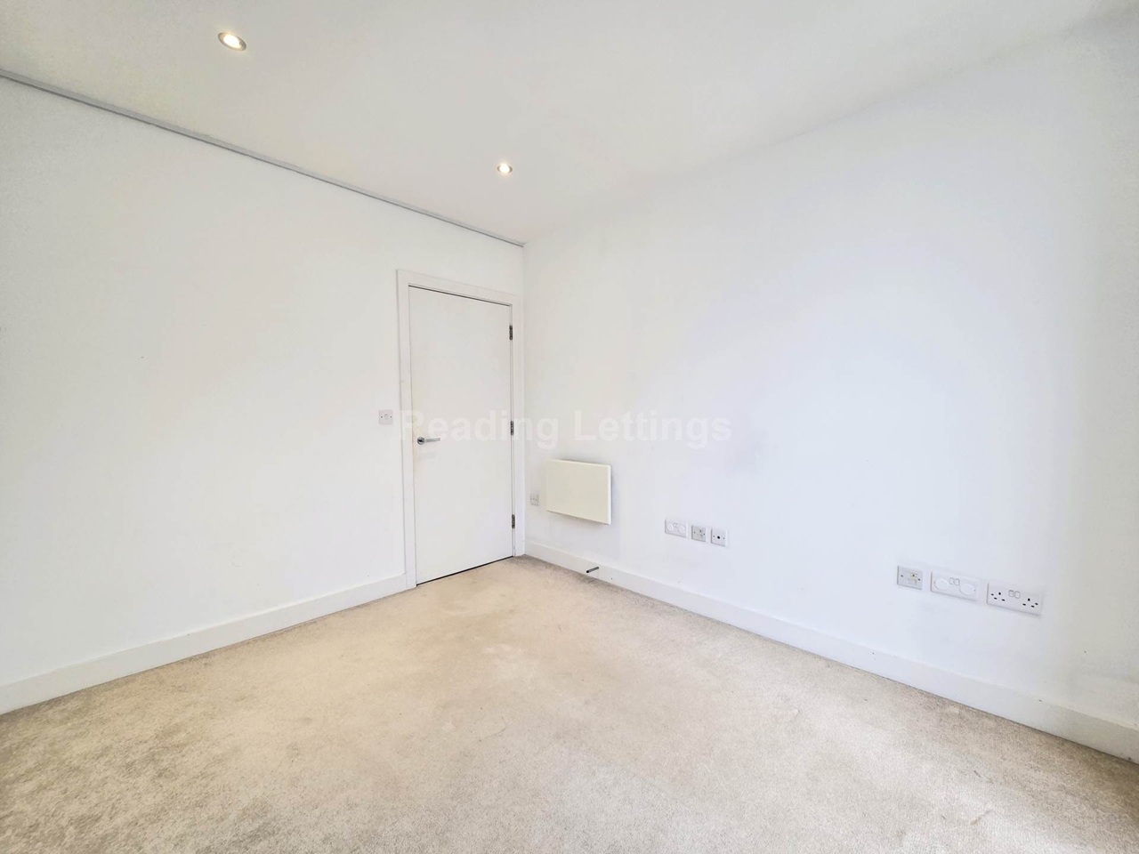 Additional image 9 of 2 Bed Penthouse, Cygnet House, RG2, N1 7GU