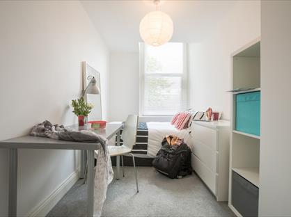 Room in a Shared House, Linthorpe Road, TS1