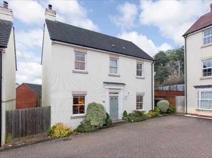 4 Bed Detached House, Cuckoo Hill, BA10