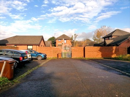 2 bed semi-detached house for rent in 2 Bed Semi-Detached House, Elderpark Grove, G51