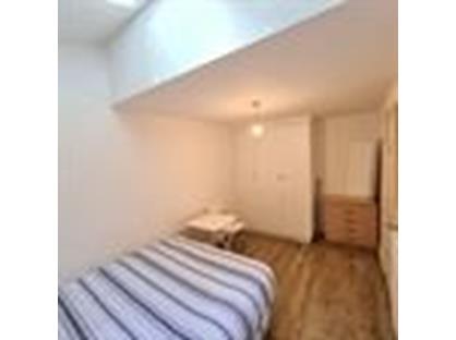 Room in a Shared House, Gladstone Mews, NW6