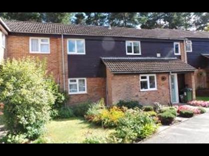 2 Bed Maisonette, Oldstead, RG12