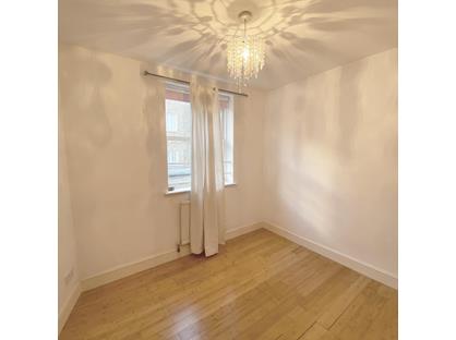 3 Bed Flat, Queens Gardens, W2