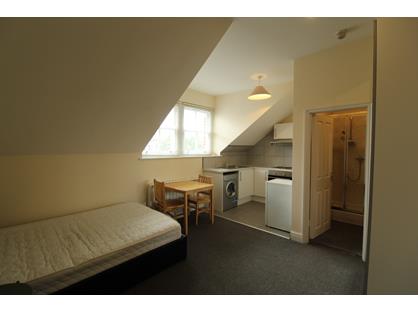 Studio Flat, Gloucester Drive, N4