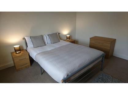 Room in a Shared House, Main Street, NG20