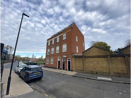 1 Bed Flat, Bolton Crescent, SE5