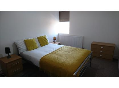 Room in a Shared House, Queen Street, DN22