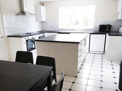 7 Bed Semi-Detached House, George Borrow Road, NR4