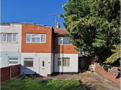 3 Bed End Terrace, Shepherds Hill, RG6