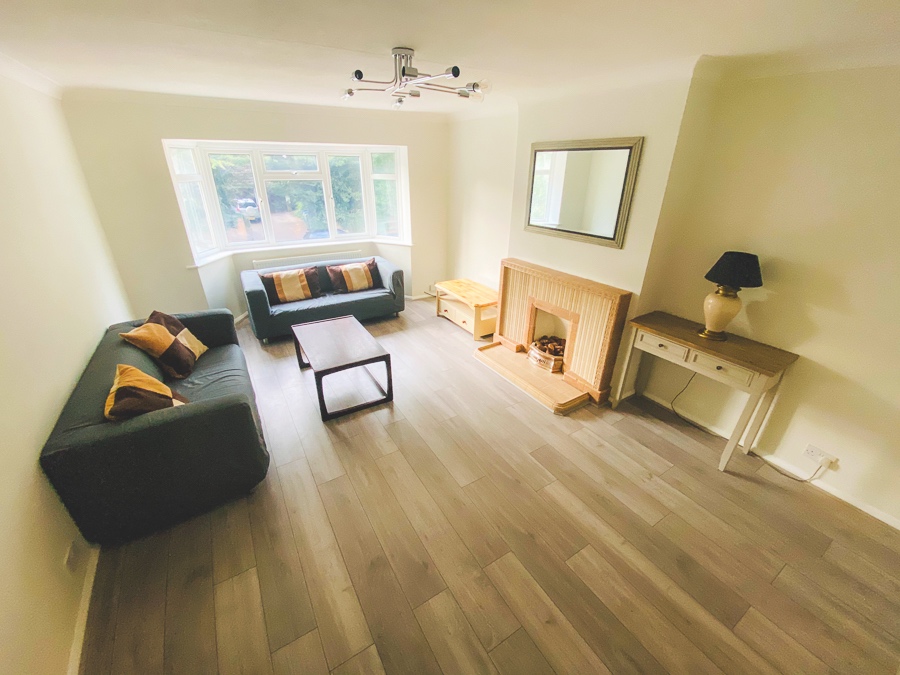 Watford 2 Bed Flat, Rickmansworth Road, WD18 To Rent Now for £1,599