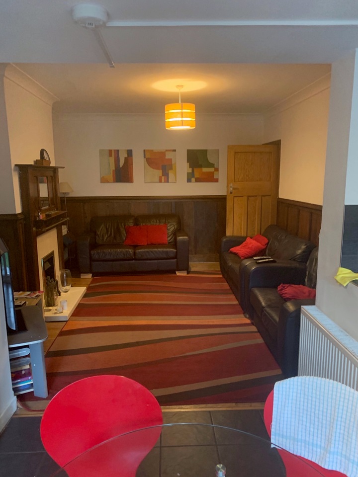 Raynes Park Room in a Shared House, Fairway, SW20 To Rent Now for £