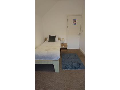 Room in a Shared Flat, The Queens, DN22