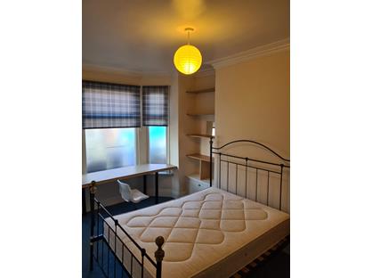 Room in a Shared House, Deramore Street, M14