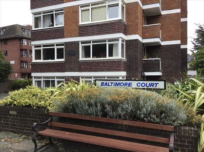 3 Bed Flat, Baltimore Court, BN3