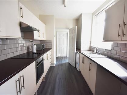 4 Bed Terraced House, Walton Street, LE3