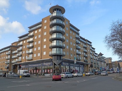 1 Bed Flat, Berberis House, TW13