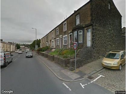 3 Bed Terraced House, Burnley Road, BB8