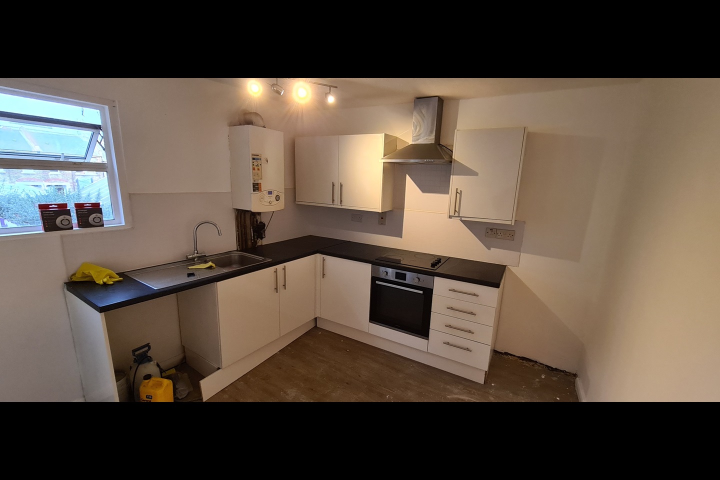 London Studio Flat, Dartmouth Road, SE23 To Rent Now for £950.00 p/m