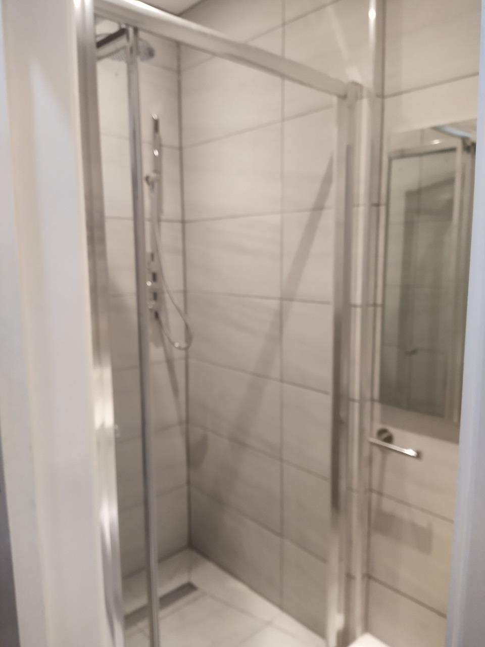 1 Bed Flat, Longsight, M13 photo 4