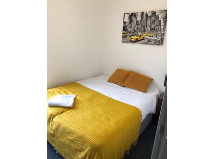 4 Bed Terraced House, Green Street, ME7