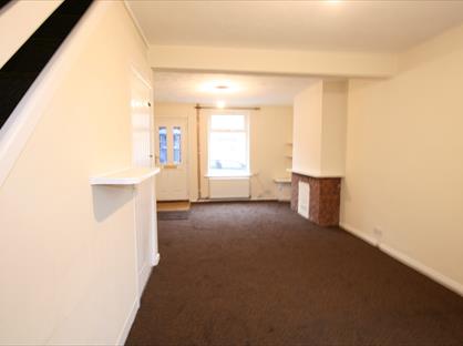 2 Bed Terraced House, Hordle Street, CO12