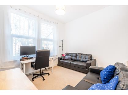 2 Bed Flat, Christchurch Road, SW2