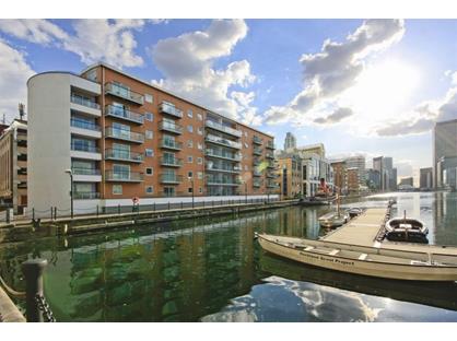 Room in a Shared House, Antilles Bay Apartments, E14