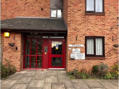 2 Bed Flat, Blackbird Road, LE4