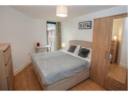 2 Bed Flat, Fairmont House, SE16
