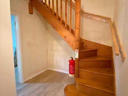 2 Bed End Terrace, Lammas Street, SA31