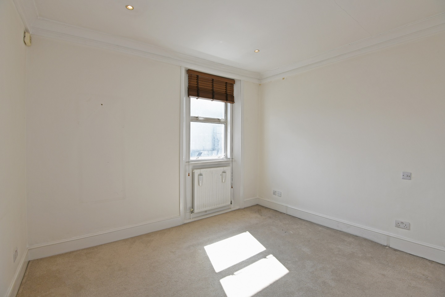 Additional image 7 of 2 Bed Flat, Buckland Crescent, NW3, N1 7GU