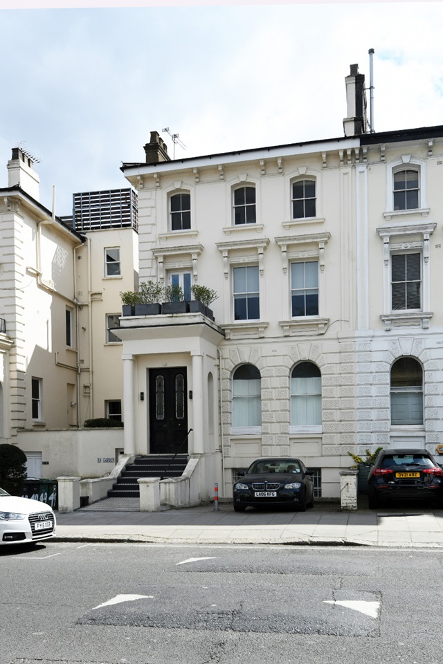 2 Bed Flat, Buckland Crescent, NW3, N1 7GU