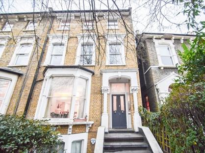1 Bed Flat, Evering Road, E5