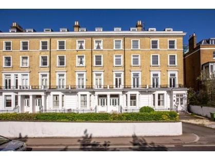2 Bed Flat, Richmond Hill, TW10