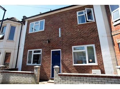 6 Bed Semi-Detached House, Thackeray Road, SO17