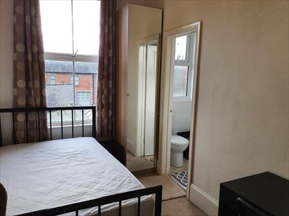 Bedsit, Hartington St, DE23