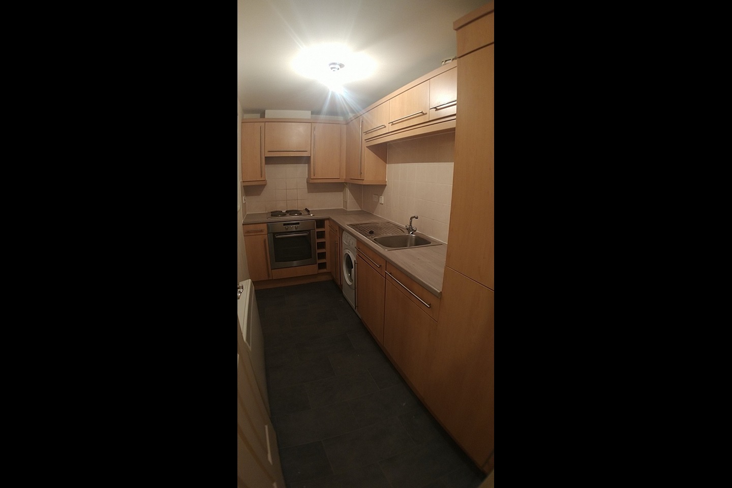 2 Bed Flat, Wallace Street, G5 photo 3