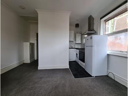 Studio Flat, Spring Bank Road, SE13