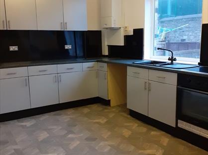 3 Bed Terraced House, Handel Terrace, HD5